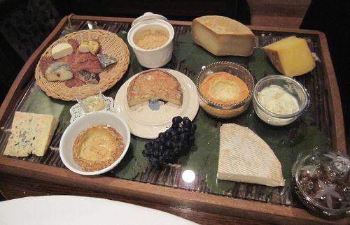 信州産の色々なチーズ