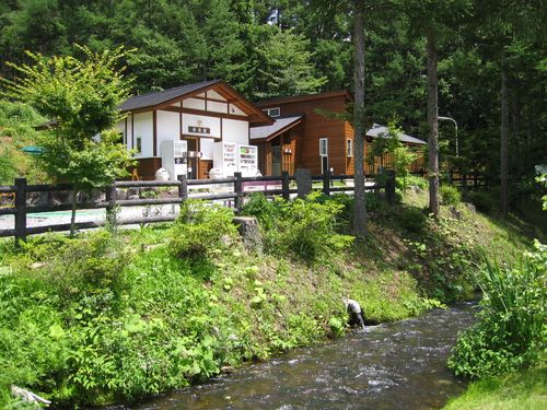 蓼科温泉露天風呂「石遊の湯」