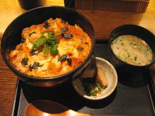 魂心の親子丼＠やきとり燃 2009.5.19