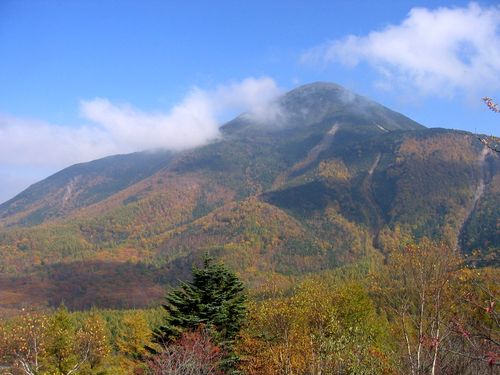八子ヶ峰から見た蓼科山 2008.10.19