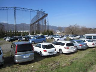 御柱祭臨時駐車場／茅野市総合運動公園奥